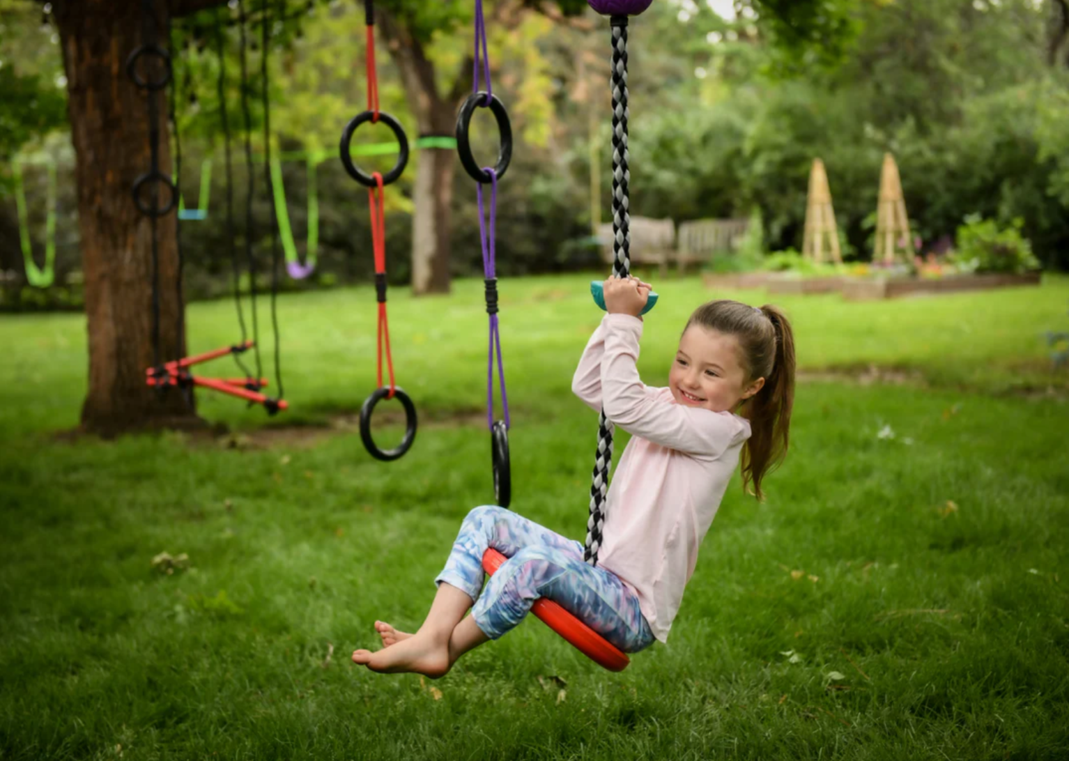 6 Outdoor Swings to Use This Summer